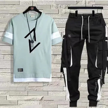 男士套装Men's Summer Thin Short Sleeve Casual Trousers Sport Suit Loose Fit Half Sleeve Tee Shirt One Set Chinese Mainland Origin