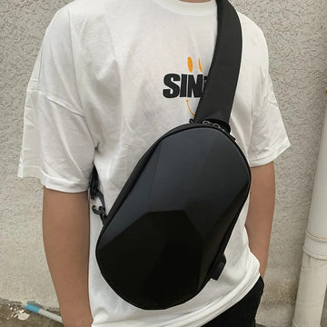 包包男Polyhedral Shaped Chest Bag For Men PVC Plastics Fashionable Casual USB Shoulder bag, Outdoor Sports Travel Crossbody bags bolso