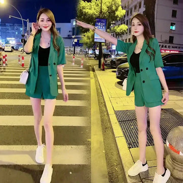 Áo sơ mi nữ thời trang 2025