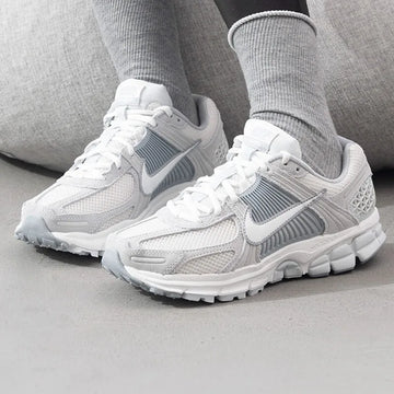 Nike women's shoes 2025 new ZOOM VOMERO 5 cushioned lightweight breathable low-top sports running shoes HQ0458-001