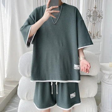 男士套装Casual Thin Men's Two-Piece Suit Ice Silk Short Sleeves Summer Style Illusionshorts Set With Matching Cool Accessories