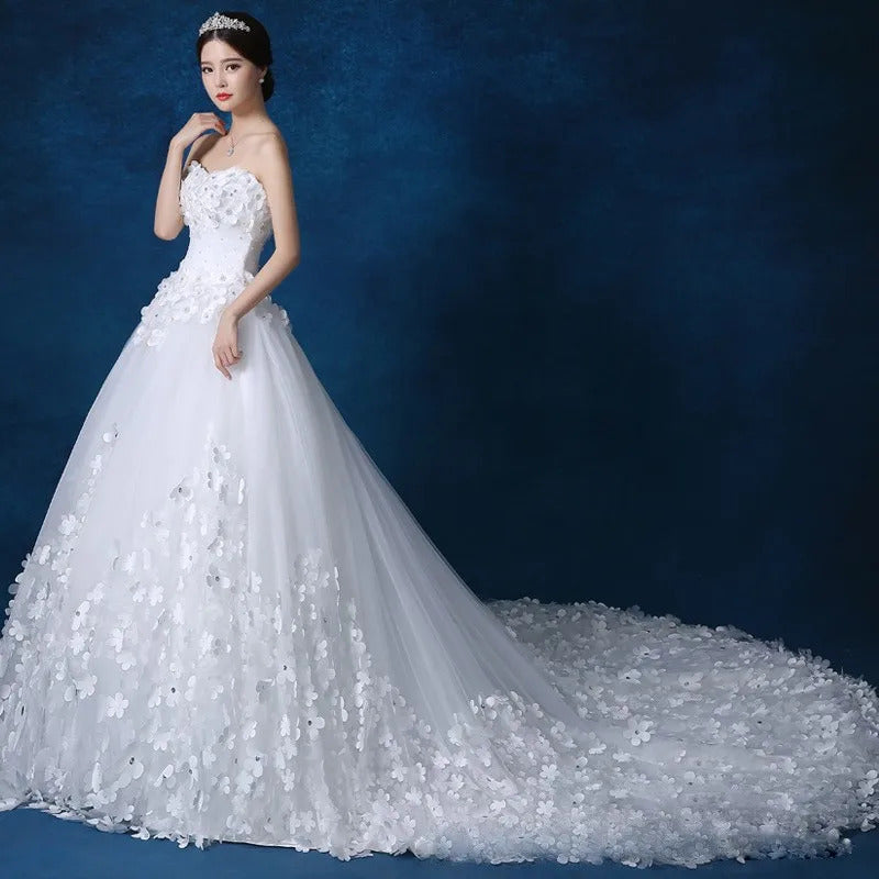 礼服女Luxury Crystal Pearl Lace 3D Flower Sweetheart White Ivory Red Champagne New Fashion Royal Train Wedding Dresses Bride Plus Size
