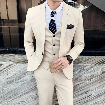 礼服男New Beige Men‘s Suits 3-Piece Notched Lapel Casual Tuxedos for Wedding Groomsmen Suits Men 2025 (blazer+pants+Vest)