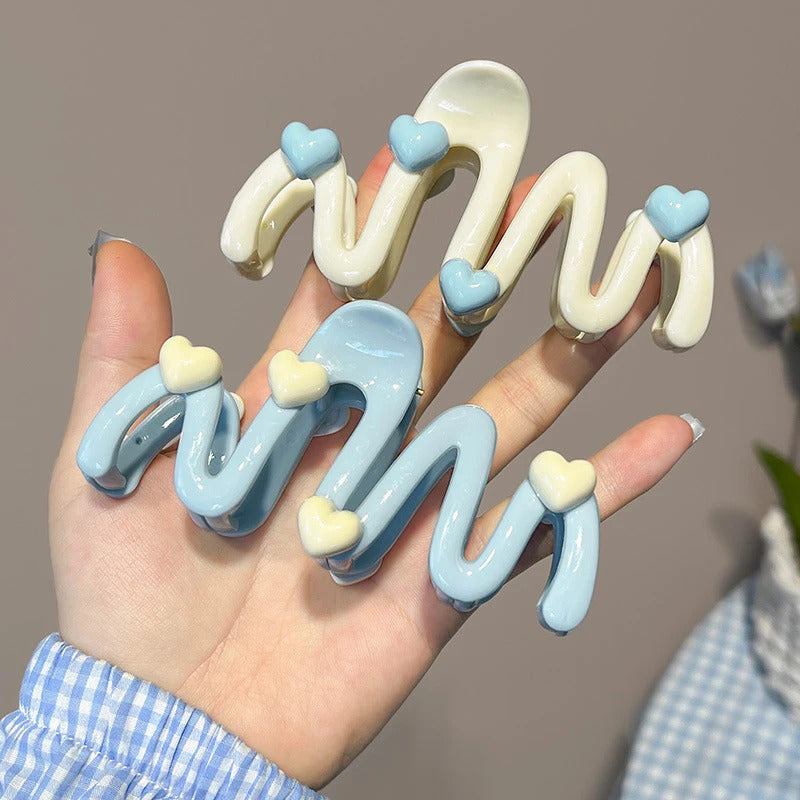 发饰2025 Blue Heart Wave Shaped Hair Claw Cream Color Clips for Women Sweet Cute Irregular Shark Clip Large Ponytail Clip Hairpins