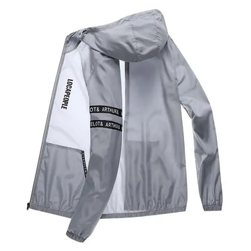 防晒衣男Lightweight Breathable Men's Summer Sun Protection Clothing Outdoor Casual Skin Shirt Thin Outerwear Trendy Student Fashion