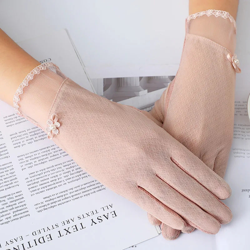 防晒手套女Ice Silk Sunscreen Touch Screen Women Lace Gloves Thin Mesh Breathable Non-slip Female Gloves Short Exquisite Driving Gloves
