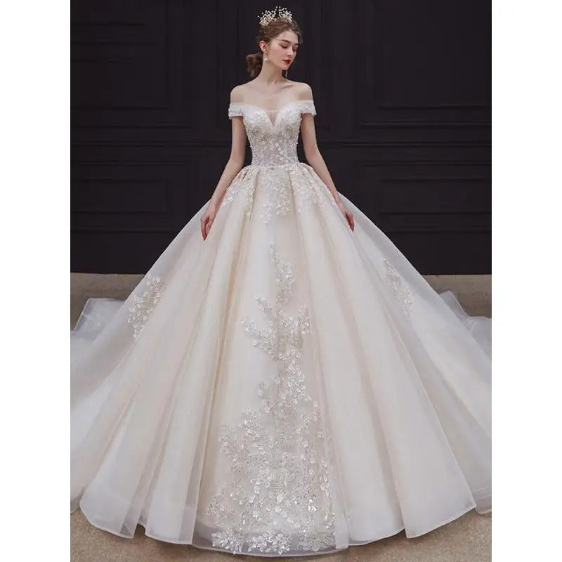 礼服女Customized Off Shoulder Luxury Bead Wedding Dress Plus Size Floor Length or Train Lace Bridal Dress Ball Gown Robe De Mariee