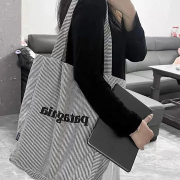 包包2024 New Artistic Sensation Recycled Patagonia Single Shoulder Canva Bag Versatile Soft Cotton Interior Zipper Pocket Bag