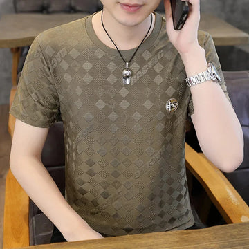 T恤男Men's Ice Silk Short Sleeve T-Shirt Breathable Fashionable Thin Half Sleeve Top Versatile Trendy Men's Wear