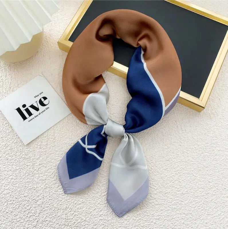 丝巾女2021 Small Square Silk Satin Head Hair Scarf Bandana Women Fashion Hearts Patchwork Neck Bag Handle Scarves for Ladies Headscarf