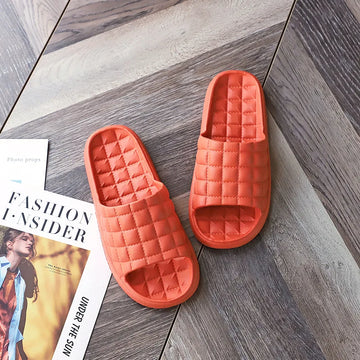 Summer Fashion Indoor Home Slippers Soft Comfortable Flip Flops Bath Couple Women Men Family Flat Shoes Hotel Sandals