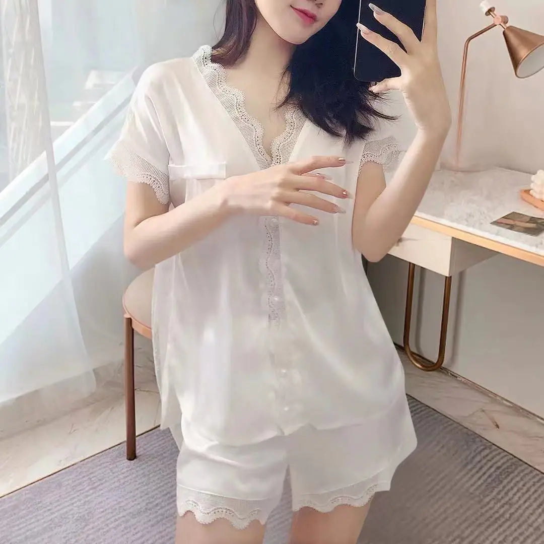 Đồ ngủ thời trang mẫu mới năm 2025