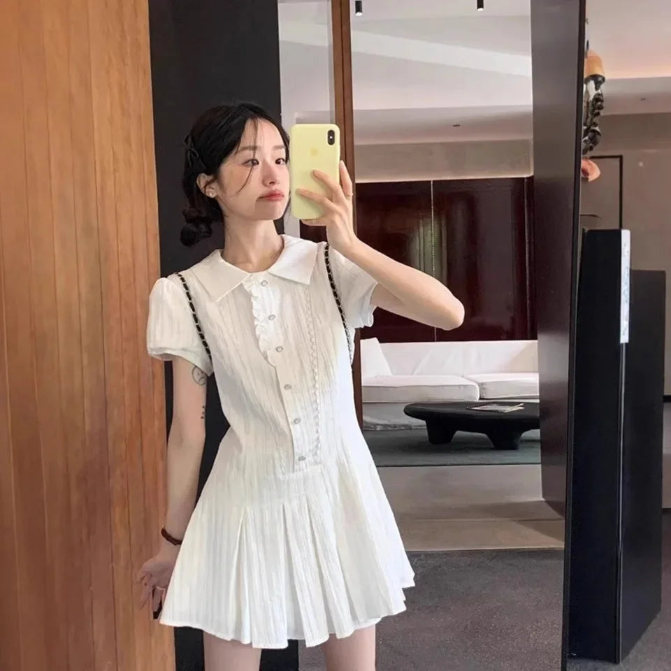 Váy liền thời trang thanh lịch năm 2025