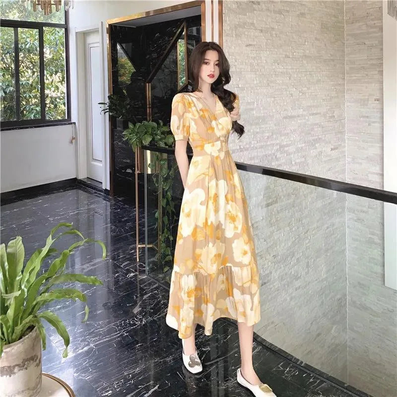 Váy liền thời trang thanh lịch năm 2025