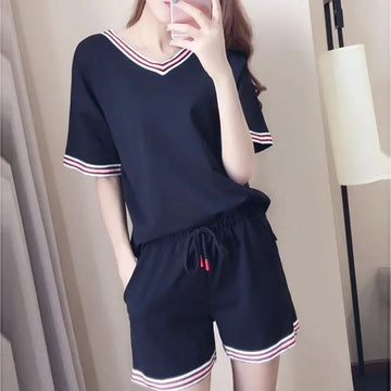 Bộ vest nữ thường ngày hợp thời trang 2025