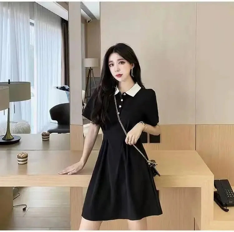 Váy liền thời trang thanh lịch năm 2025