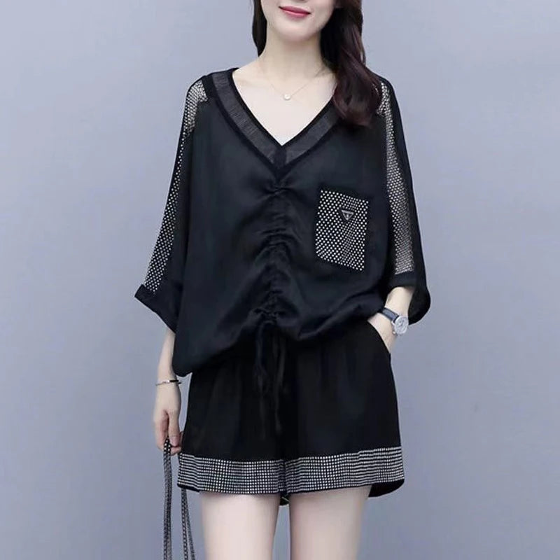 Áo thun nữ phong cách Nhật - Hàn mẫu mới 2025