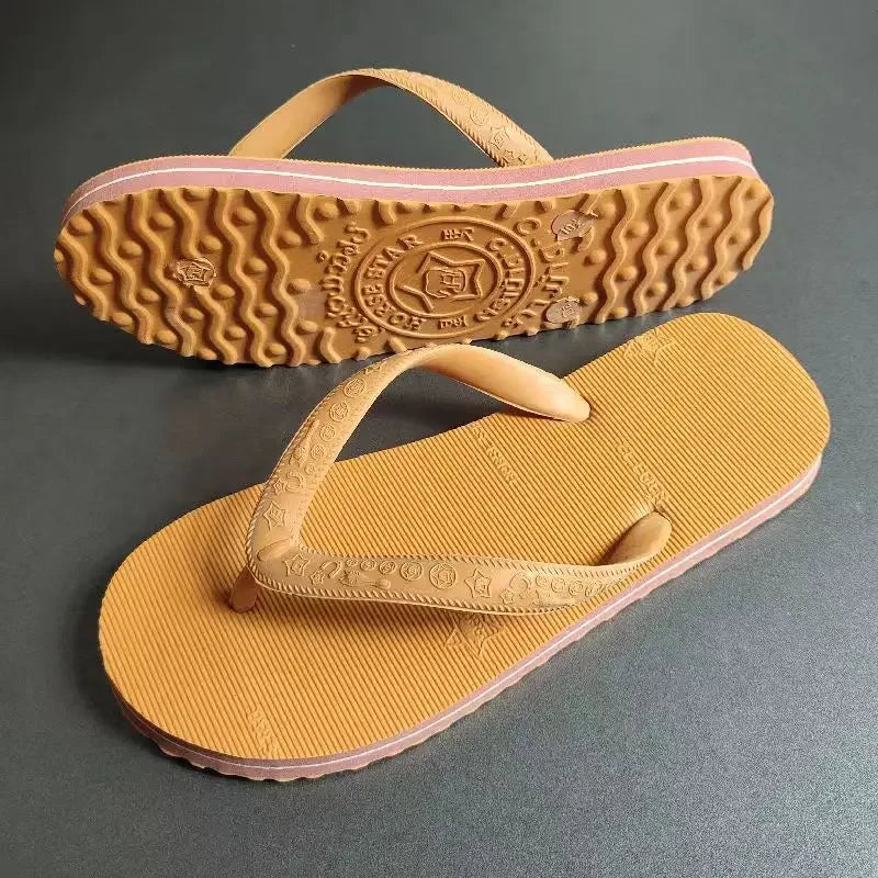 Trendy Star Horse Rubber Flip Flops For Men Women Outdoor Summer Fashion Beach Slippers Clip-on Outer Wear Sandals
