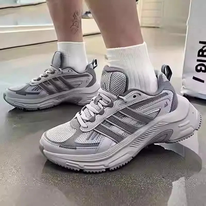 Adidas original men's shoes and women's shoes 2025 new leisure running culture shoes JP9811