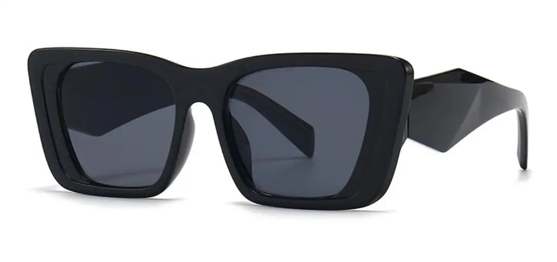 New Vintage Cat Eye Sunglasses Women Fashion Brand Designer Square Sun Glasses Men Classic Small Frame Black Eyewear UV400