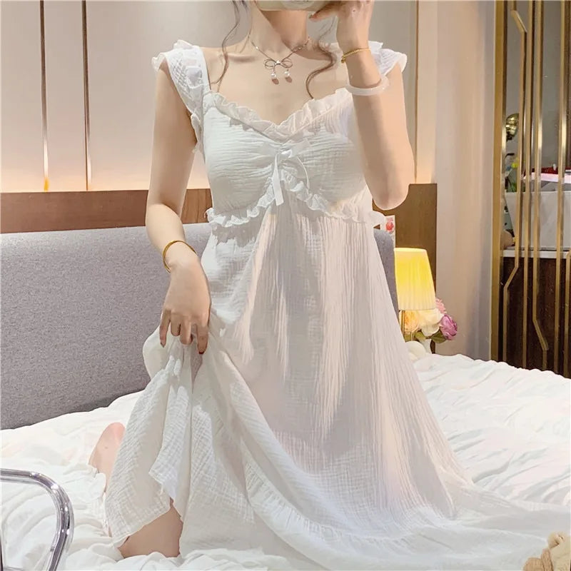 Đồ ngủ thời trang mẫu mới năm 2025