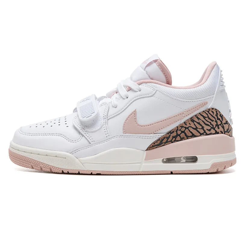 Nike women's shoes 2024 winter new trend comfortable game training cushioned wear sports basketball shoes FQ7827-116