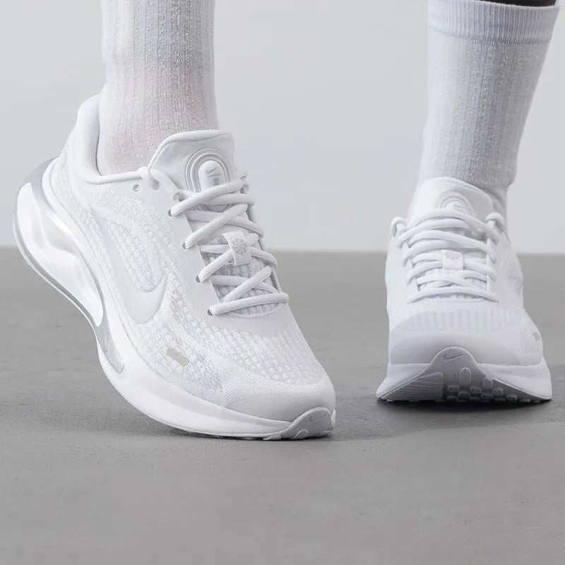 Nike women's shoes 2025 new spring JOURNEY RUN cushioned mesh surface breathable running shoes FJ7765-102