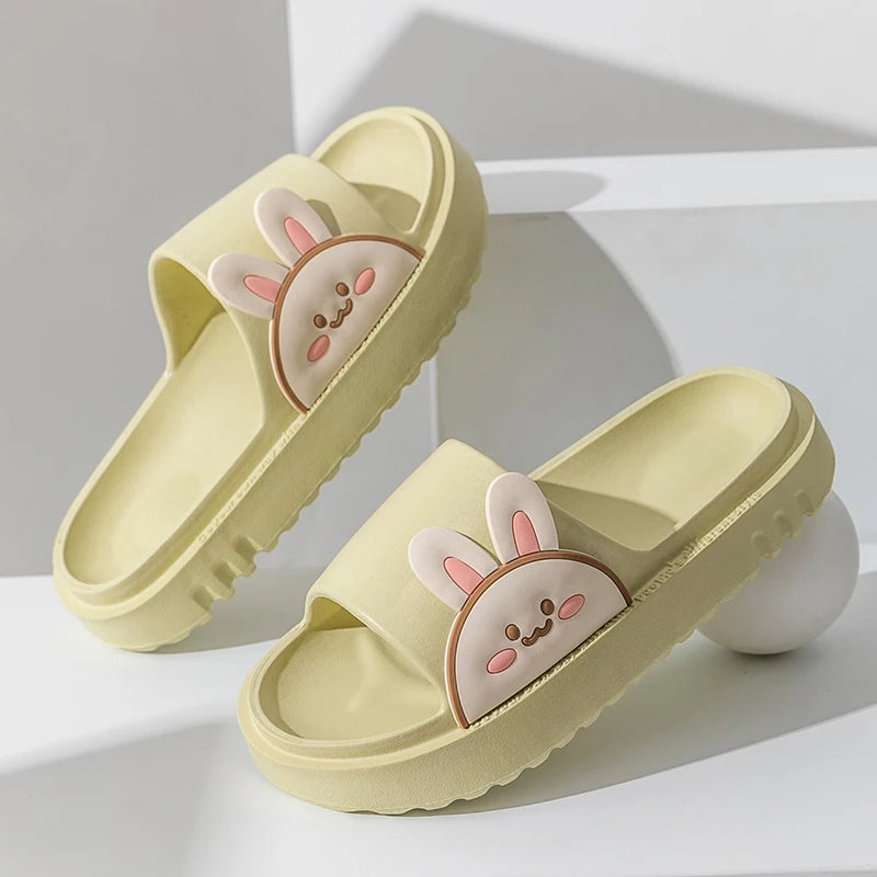 2024 Summer Women Soft Sole Slippers Home Bathroom Slippers Sandal Rabbit Bear Print Beach Slippers Flip Flop Couples Outdoor