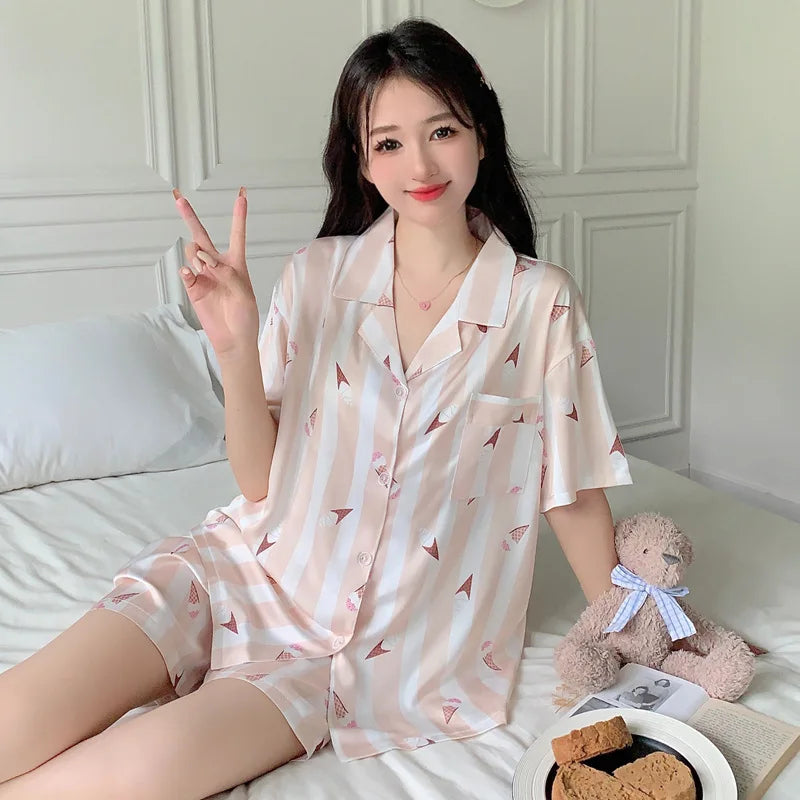 Đồ ngủ thời trang mẫu mới năm 2025