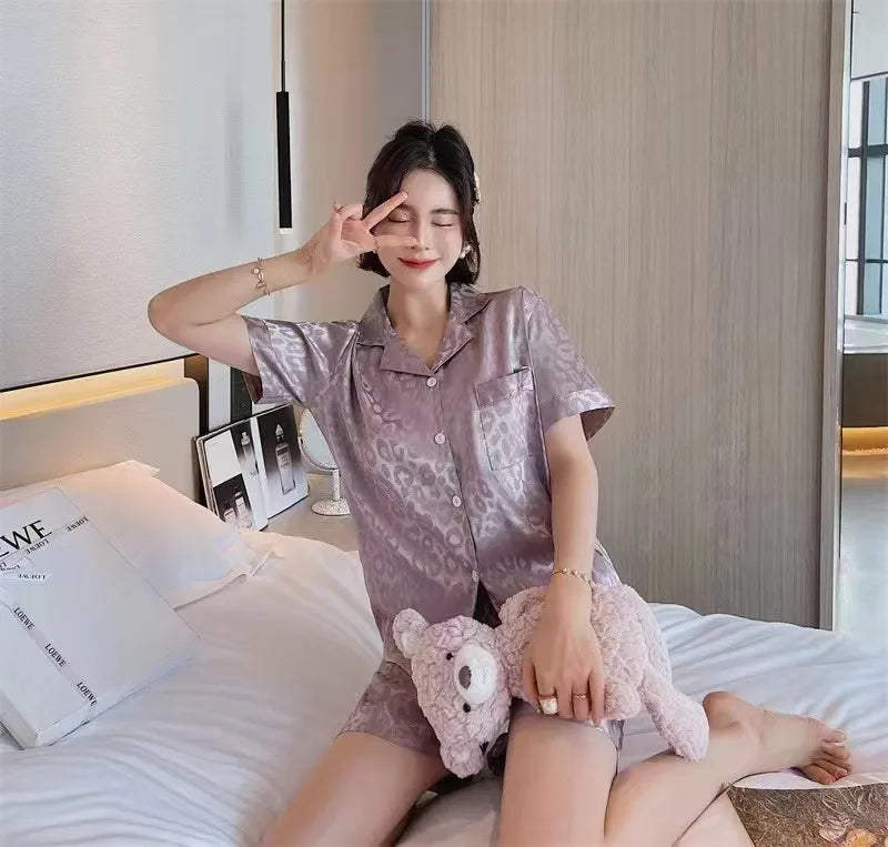 Đồ ngủ thời trang mẫu mới năm 2025
