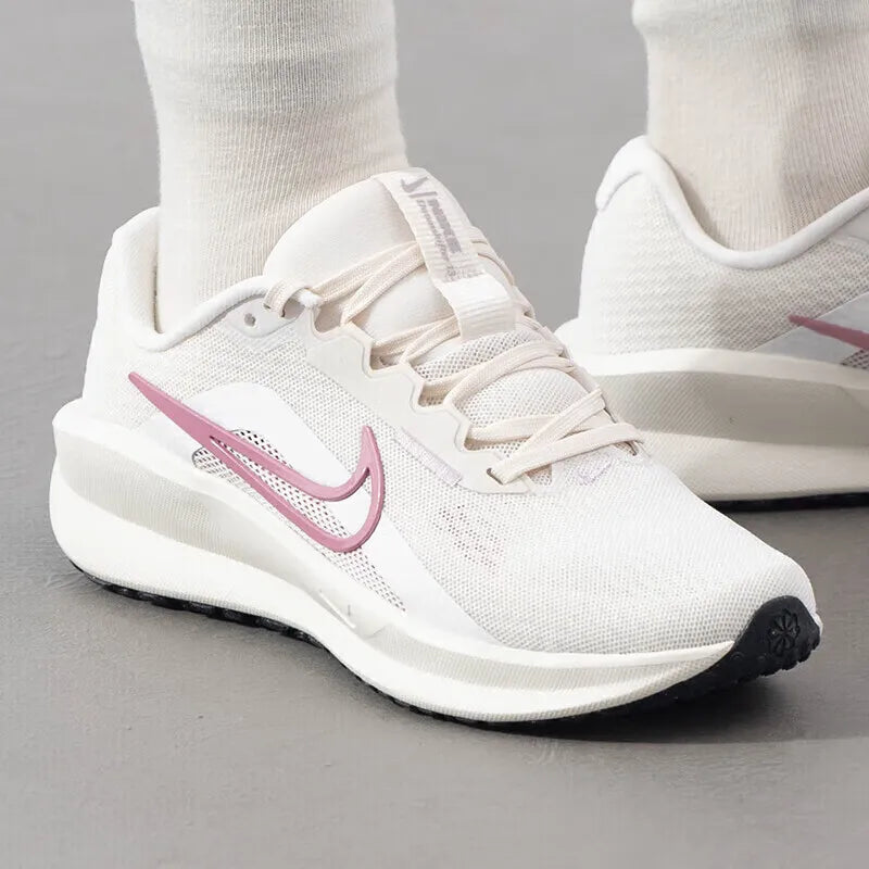 Nike women's shoes 2025 spring new non-slip absorbent mesh surface breathable sports shoes FD6476-004