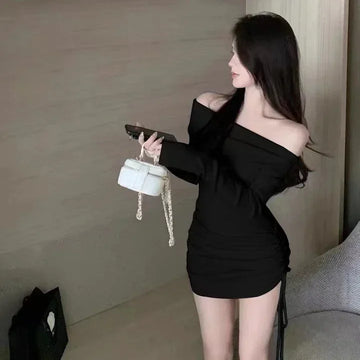 Váy liền thời trang thanh lịch năm 2025