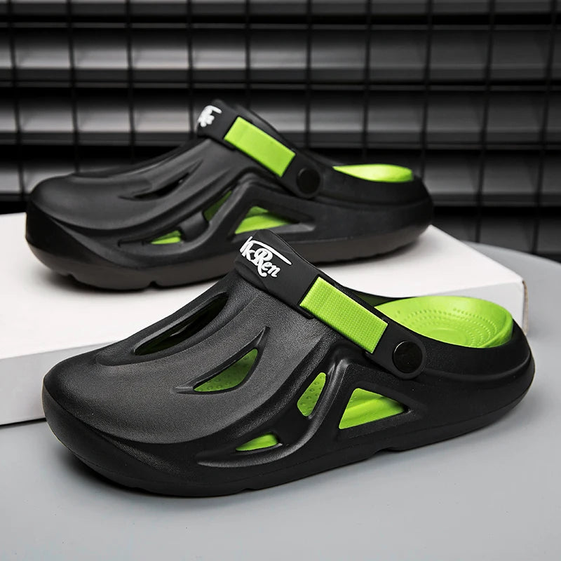 2025 New Men's Outdoor Sandals Slippers Beach Comfortable Slides Thick Sole Soft Clogs Men Casual Garden Shoes Men Beach Sandals