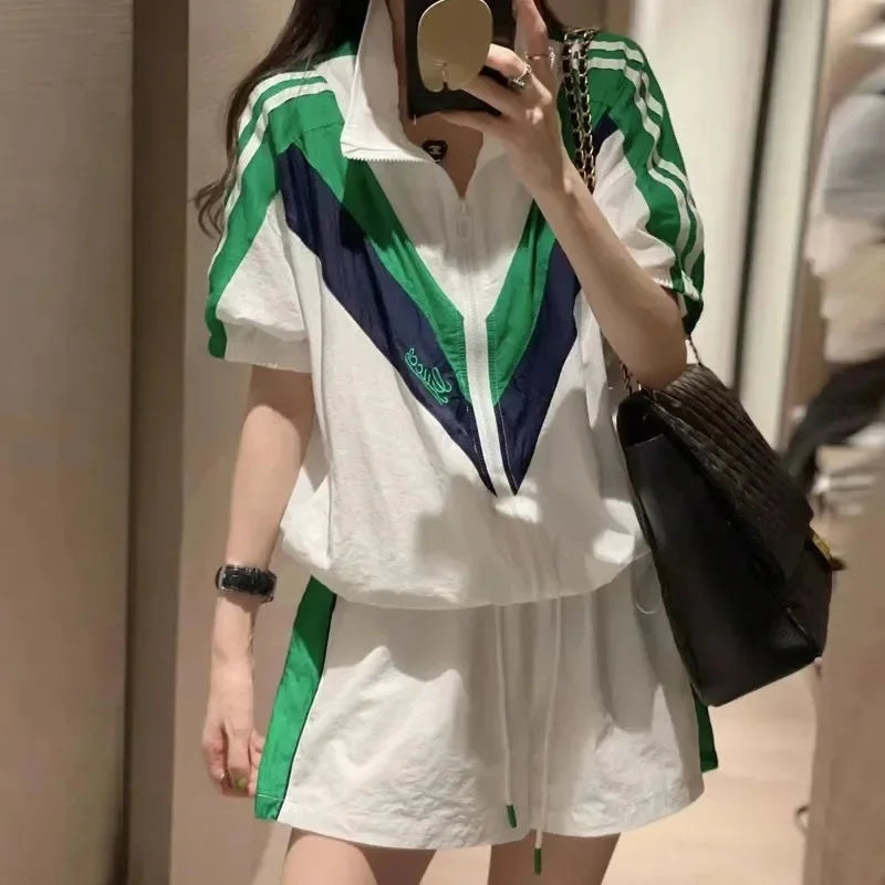 Bộ vest nữ thường ngày hợp thời trang 2025