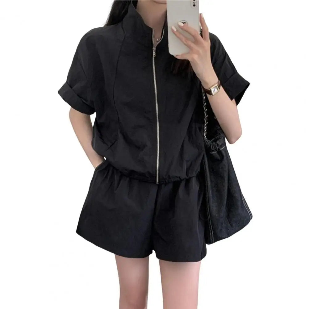 Bộ vest nữ thường ngày hợp thời trang 2025