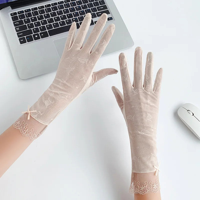 29cm Summer Ice Silk Women Lace Sunscreen Gloves Thin Breathable Touch Screen Mid-length Non-slip Exquisite Driving Transparent
