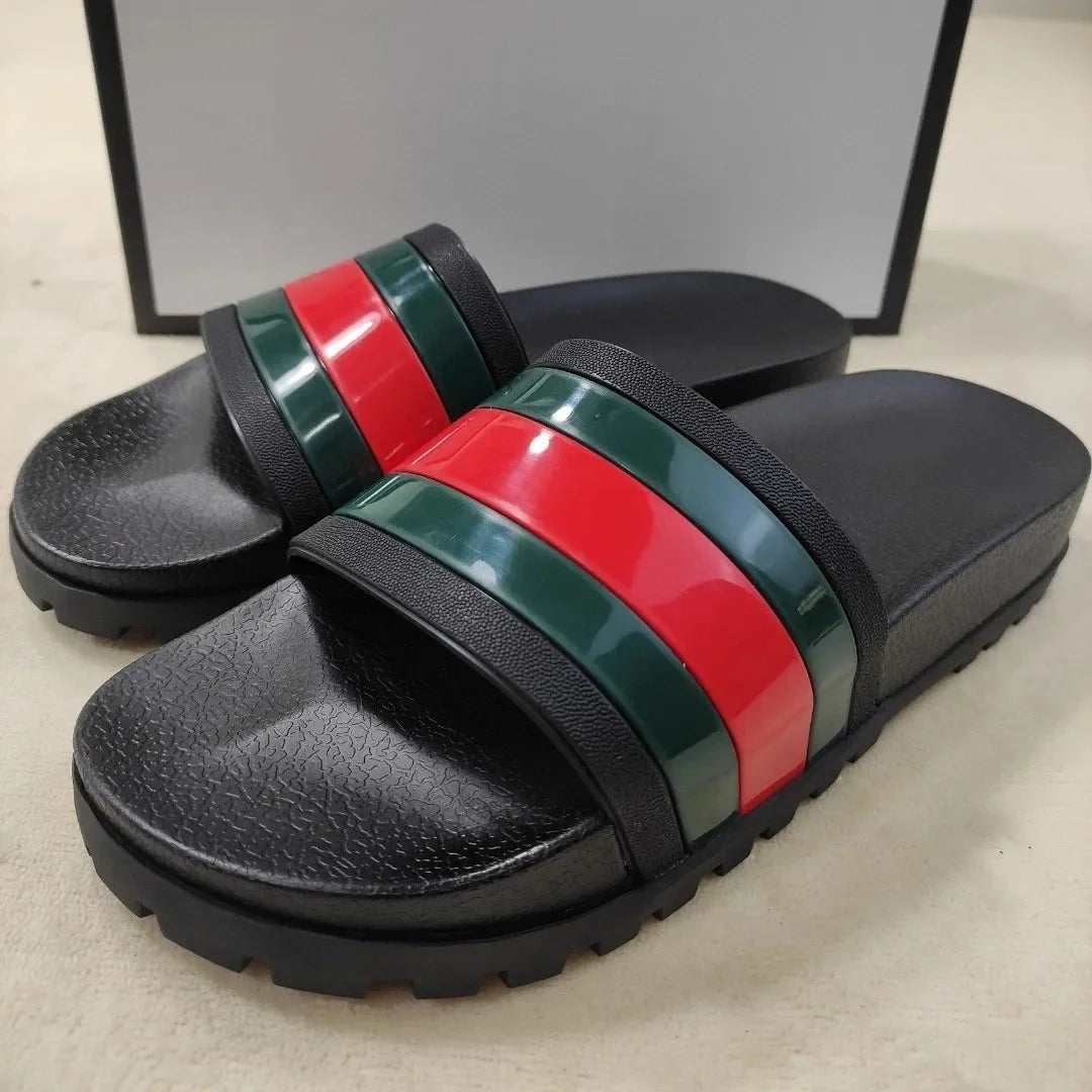 Spring Summer 2024 Couples Beach Slippers Fashion Anti-Slip Outdoor Unisex Sandals Trendy Shoes Ladies Slippers Rubber Sole