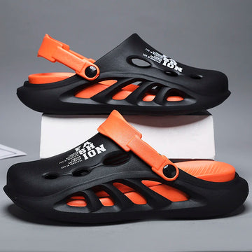 2024 New Men Outdoor Sandals Slippers Beach Comfortable Thick Soft Sole Clogs Men Casual Shoes Garden Shoes Mens Beach Sandals