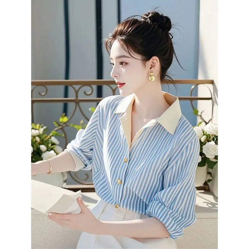 Áo sơ mi nữ thời trang 2025