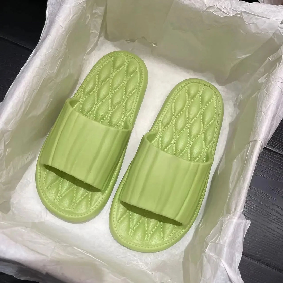 New Summer Lightweight EVA Slippers Women's Soft Bottom Anti-Slip Home Indoor Bathroom Couple Slippers Simple Solid Color