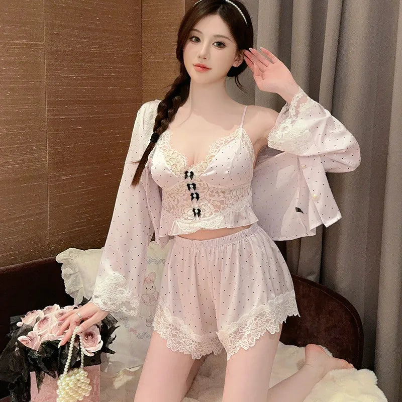 Đồ ngủ thời trang mẫu mới năm 2025