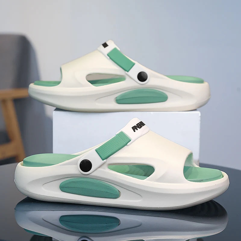 Summer New Men's Outdoor Sandals Slippers Beach Comfortable Soft Clogs Men Casual Shoes Non-slip Garden Shoes Men Beach Sandals