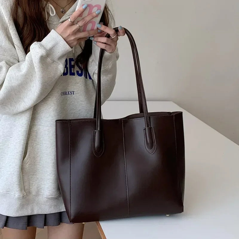 Vintage Women's Tote Bag, New Korean Version, Large Capacity, Simple Commuting Bag,Fashionable and Versatile,Single Shoulder Bag