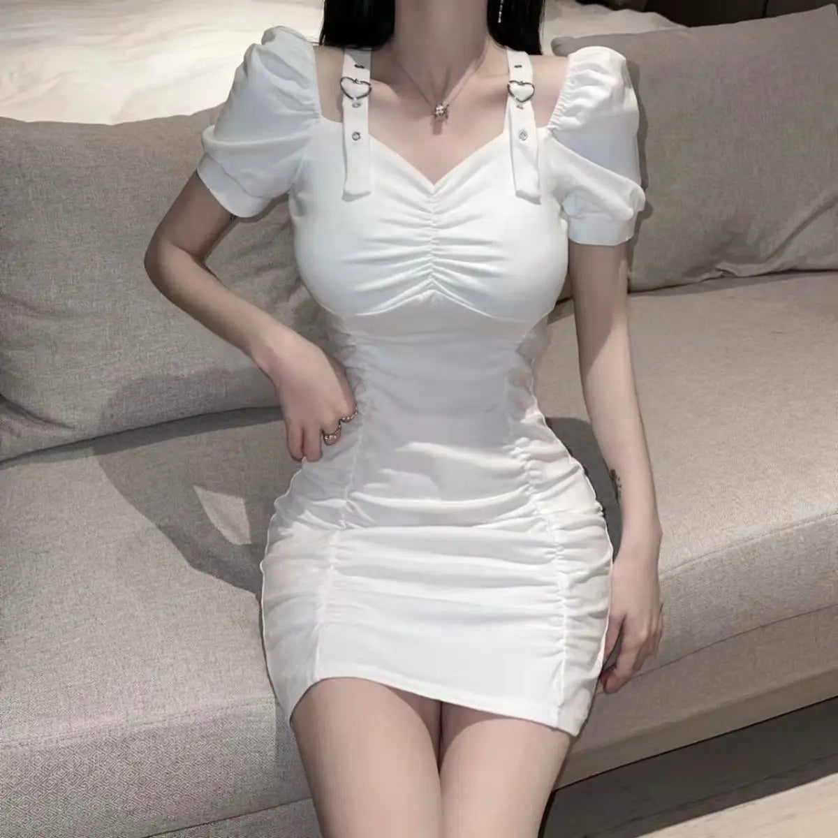 Váy liền thời trang thanh lịch năm 2025