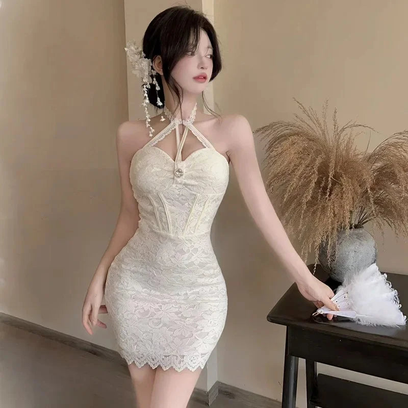 Váy liền thời trang thanh lịch năm 2025