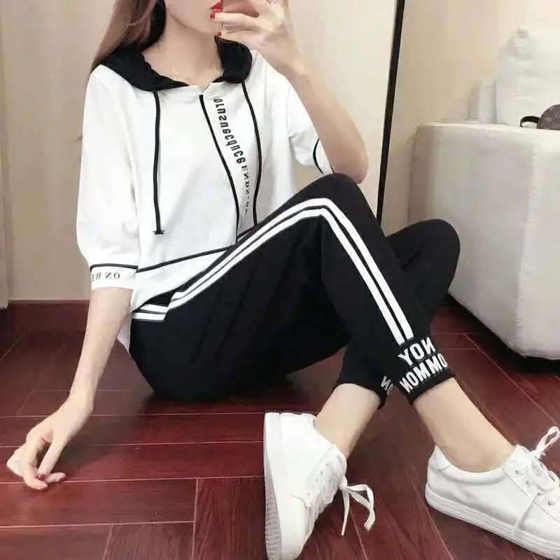 Bộ vest nữ thường ngày hợp thời trang 2025
