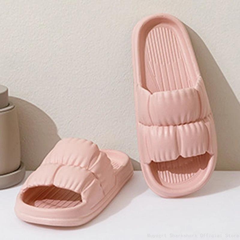 Cloud Slippers Cartoon Cat Women Shoes Summer Slippers Flip Flops Beach Shoes Women Flat Sandals Indoor Bathroom Slides Men