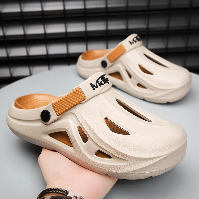 2025 Men's Outdoor Sandals Slippers Beach Comfortable Slides Thick Sole Outdoor Clogs Men Casual Garden Shoes Men Beach Sandals