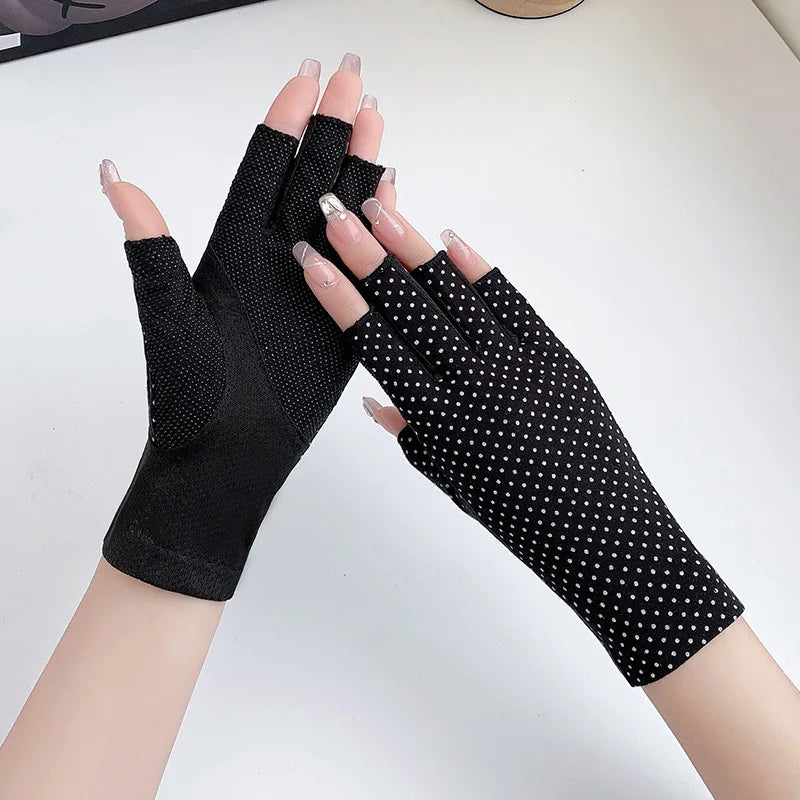 Women Summer Cotton Breathable Sunscreen Touch Screen Drive Ride Non-Slip Half-finger Gloves Dot Simple Elasticity Soft