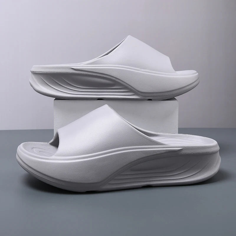 2025 Men's Slippers Outdoor Indoor Beach Sandals Comfortable Thick Soft Sole Slides Men Casual Shoes Men Flip-flops Slippers